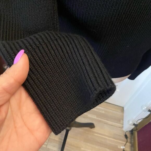 Versace cold shoulder turtle neck sweater, size 38(S) - Picture 8 of 16